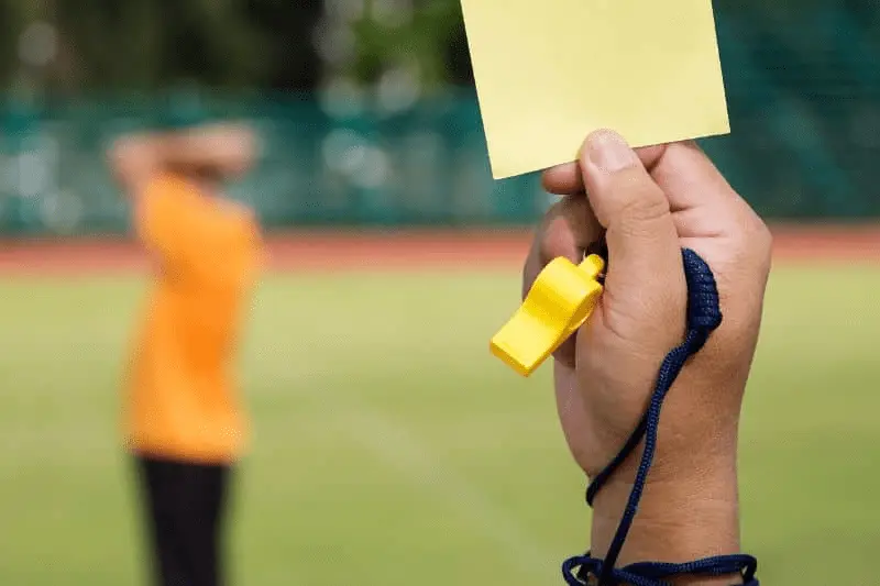 2 Nhieu keo the phat da dang Nhiều kèo thẻ phạt đa dạng