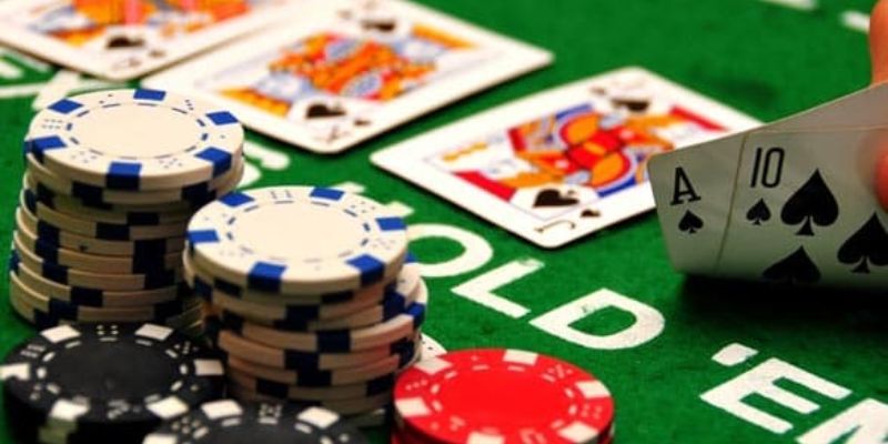 3 Chi tiet luat choi game bai Poker co ban cho tan thu Chi tiết luật chơi game bài Poker cơ bản cho tân thủ