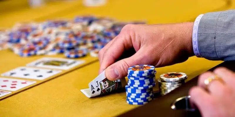 4 Mot so meo choi hieu qua trong game bai Poker Một số mẹo chơi hiệu quả trong game bài Poker
